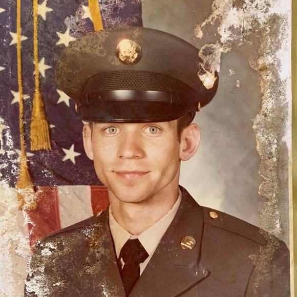 Meet your Posher, Kevin - Picture 1 of 1